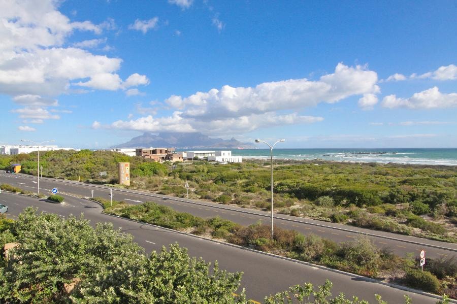 Apartment for sale in Big Bay - 1TV1731695