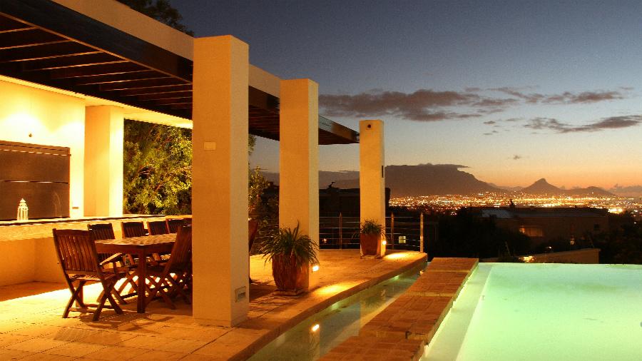 House for sale in Plattekloof - 1PV1137495