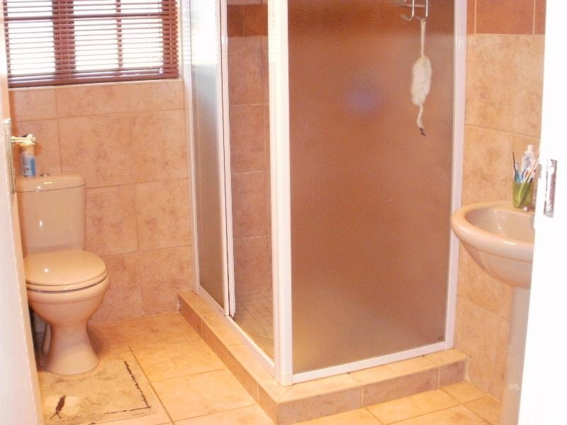 Townhouse for sale in Koster - 1RU1150371 Townhouse for sale in Koster - 1RU1150371