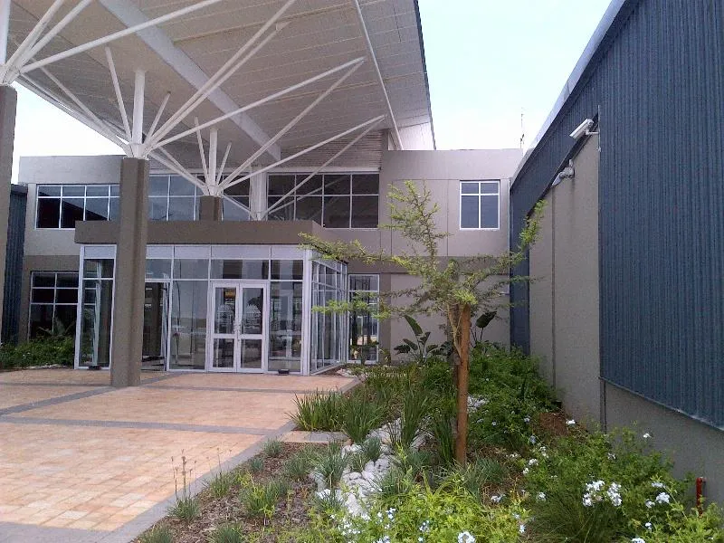 Commercial industrial property to rent in Port Elizabeth (Gqeberha) - 1PLZ1155557