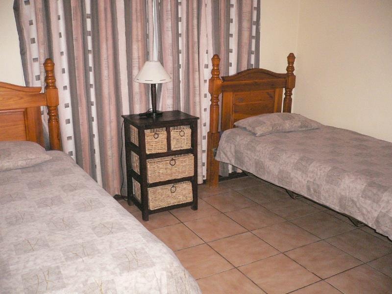 House for sale in Pennington - 1SI1159909