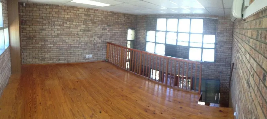 Commercial office to rent in Newton Park - 1PLZ1160615