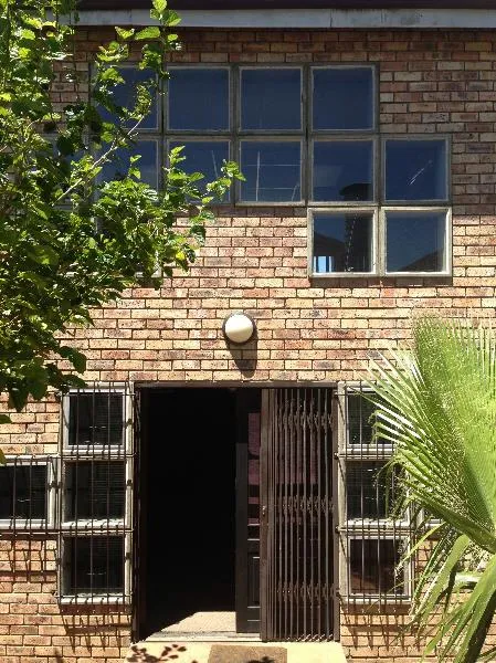 Commercial office to rent in Newton Park - 1PLZ1160615