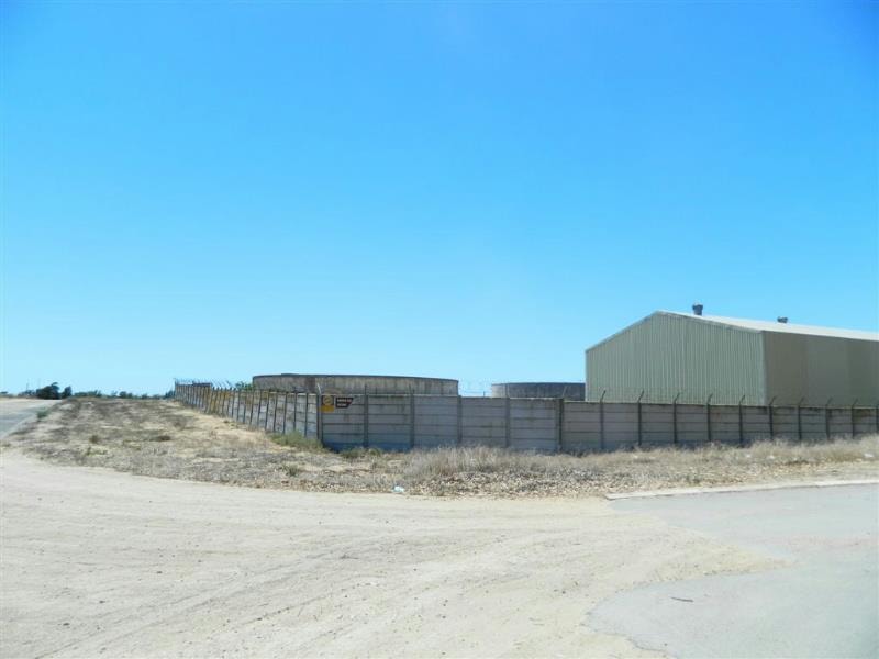 Commercial industrial property for sale in Velddrif - LA1166348