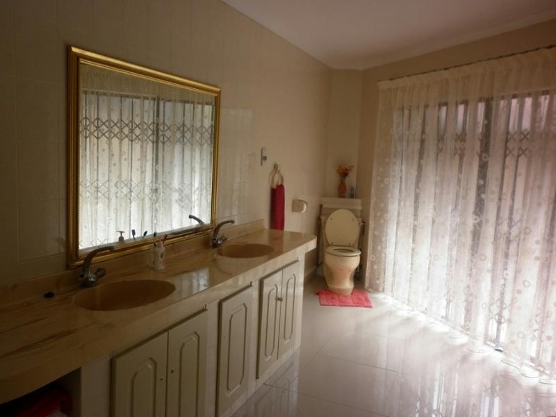 House for sale in Umzinto - 1si1168322 House for sale in Umzinto - 1si1168322