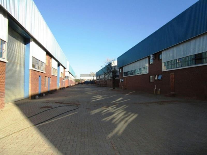 Commercial industrial property for sale in Ellisras (Lephalale) - 1ER1268350 Commercial industrial property for sale in Ellisras (Lephalale) - 1ER1268350