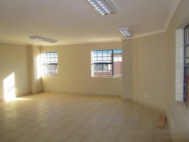 Commercial industrial property for sale in Ellisras (Lephalale) - 1ER1268350 Commercial industrial property for sale in Ellisras (Lephalale) - 1ER1268350