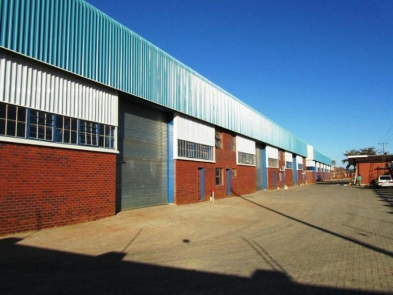 Commercial industrial property for sale in Ellisras (Lephalale) - 1ER1268350 Commercial industrial property for sale in Ellisras (Lephalale) - 1ER1268350