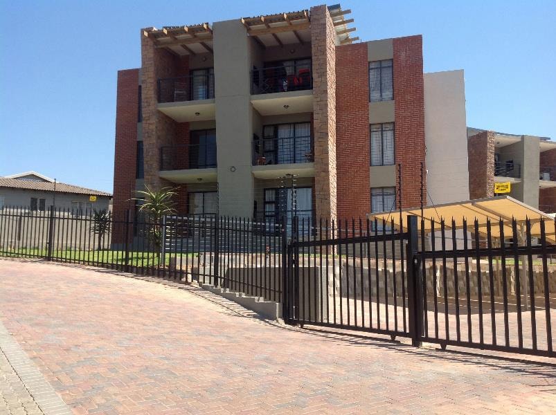 Apartment let in Nelspruit (Mbombela) - 1NS1730320