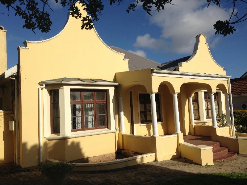 Commercial office to rent in Walmer - 1PLZ1186411