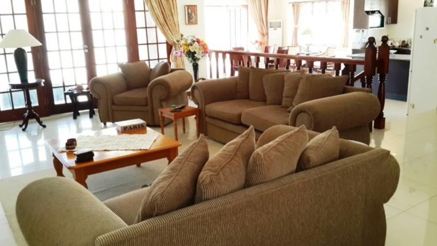 Single-storey house let in Phakalane, Botswana - 3BO1677190 Single-storey house let in Phakalane, Botswana - 3BO1677190