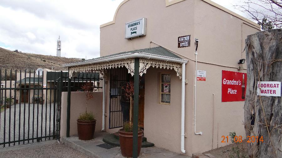 Guesthouse for sale in Beaufort West - 1KK1207070