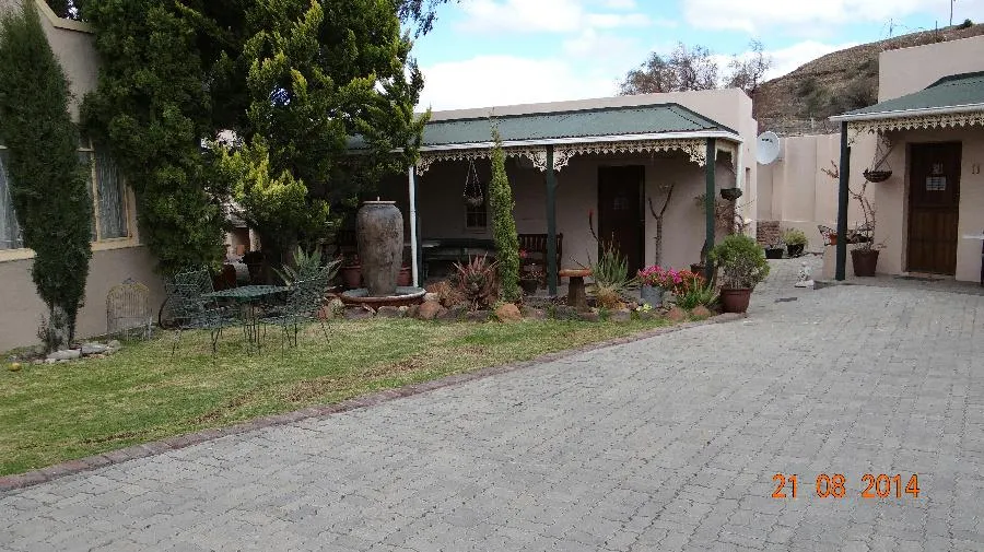 Guesthouse for sale in Beaufort West - 1KK1207070 Guesthouse for sale in Beaufort West - 1KK1207070