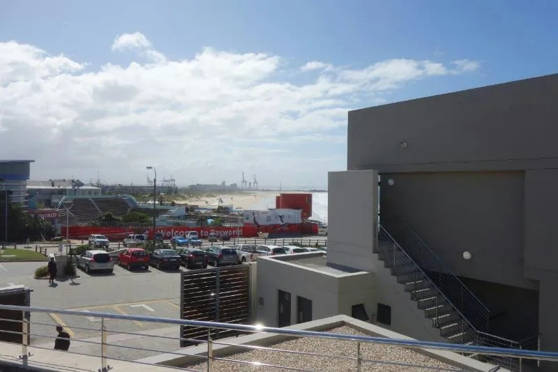 Commercial office to rent in Summerstrand - 1PLZ1196249