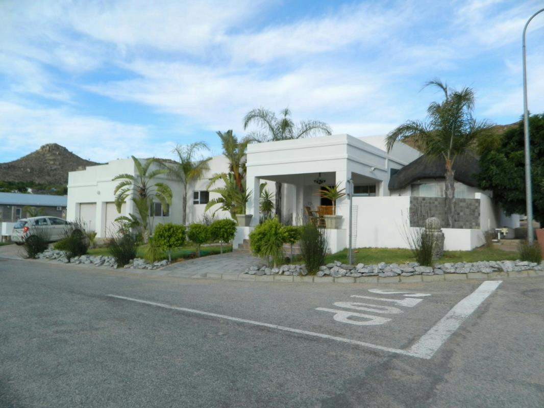 House to rent in Springbok - 1NA1742471