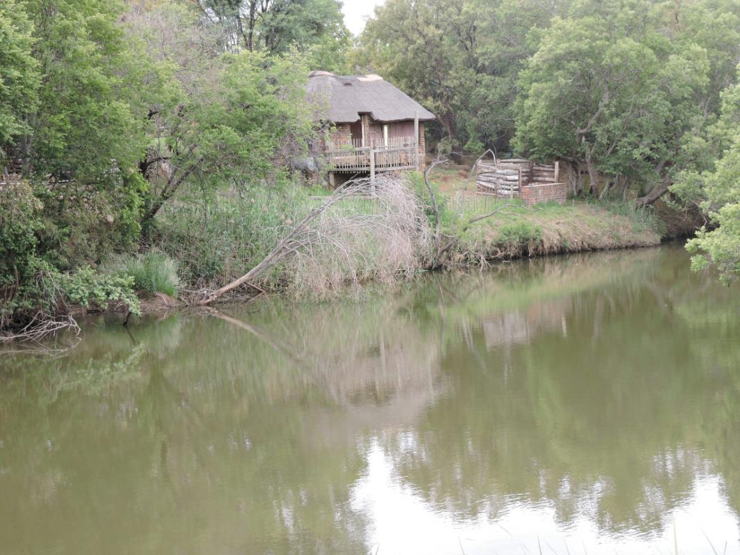 Mixed use farm for sale in Koster - 1RU1200538