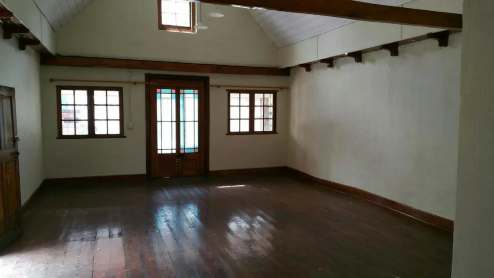 Commercial retail property for sale in Knysna Central - 1KC1208594 Commercial retail property for sale in Knysna Central - 1KC1208594
