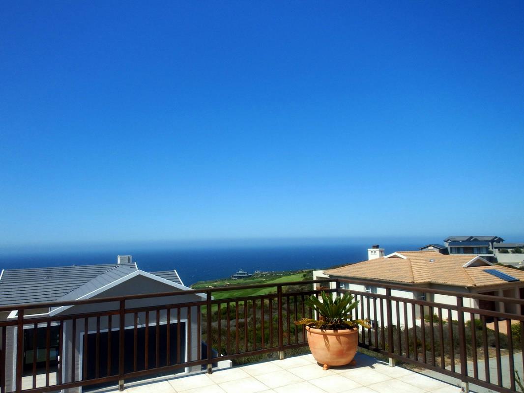 House for sale in Pinnacle Point Golf Estate - 1MB1575253