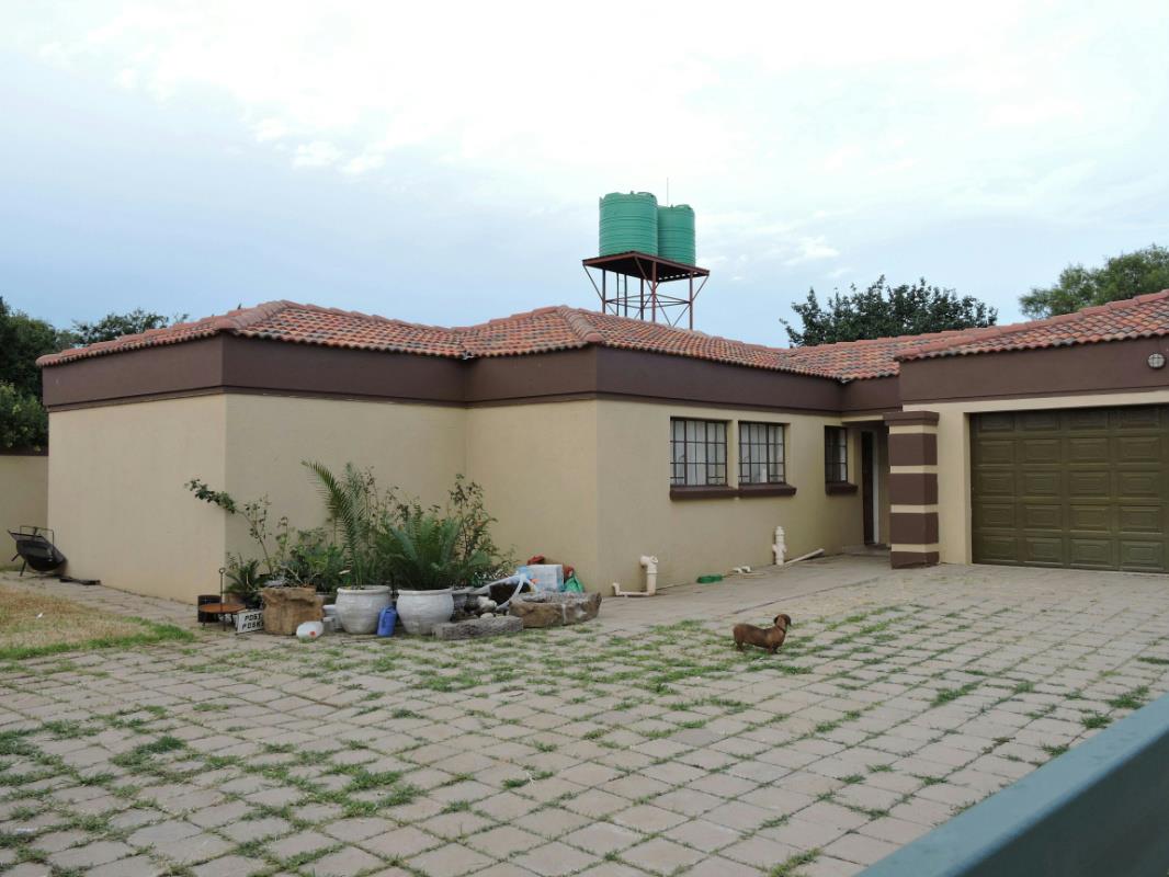 Townhouse for sale in Koster - 1RU1207588