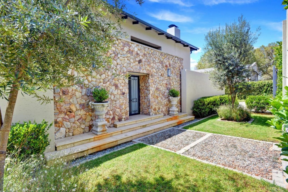 House for sale in Forest Town - HP1733767