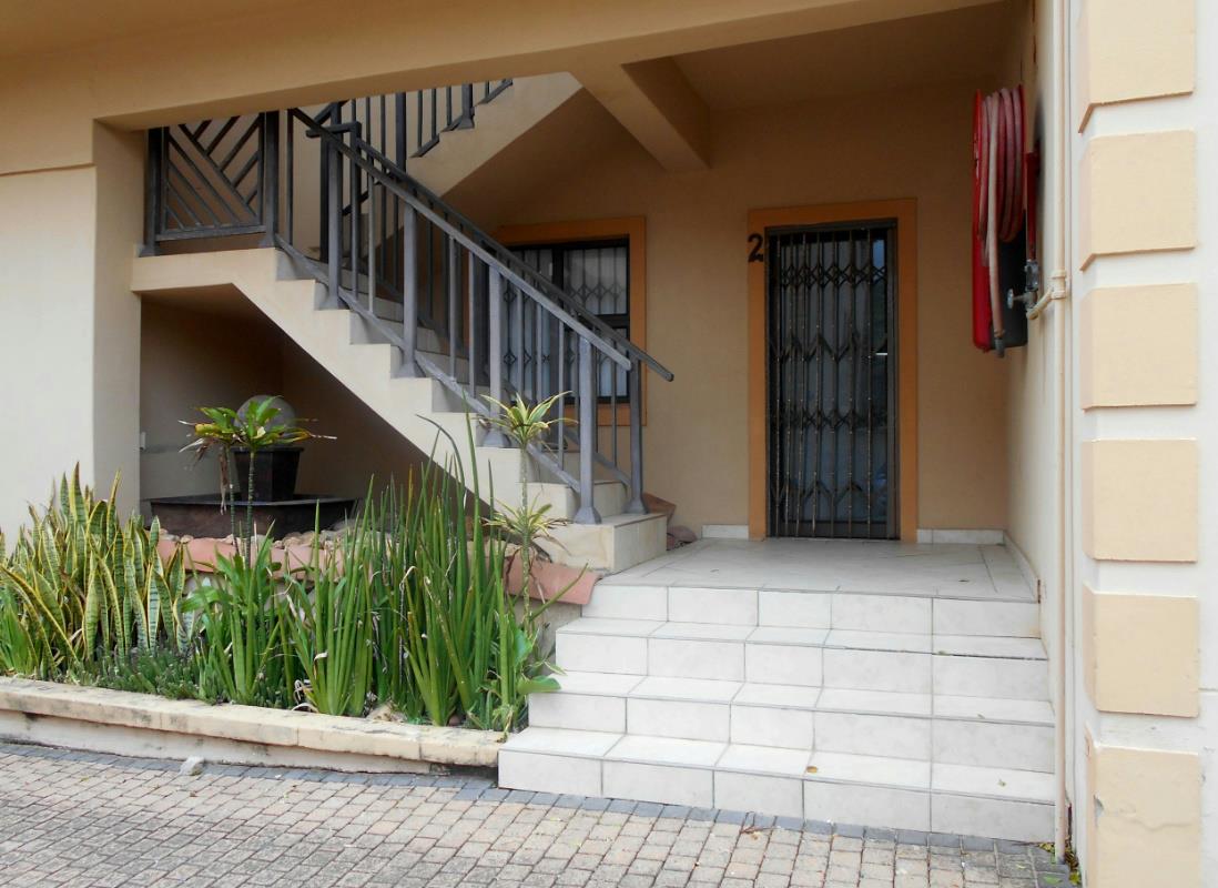 Townhouse for sale in Hibberdene - 1UW1212691