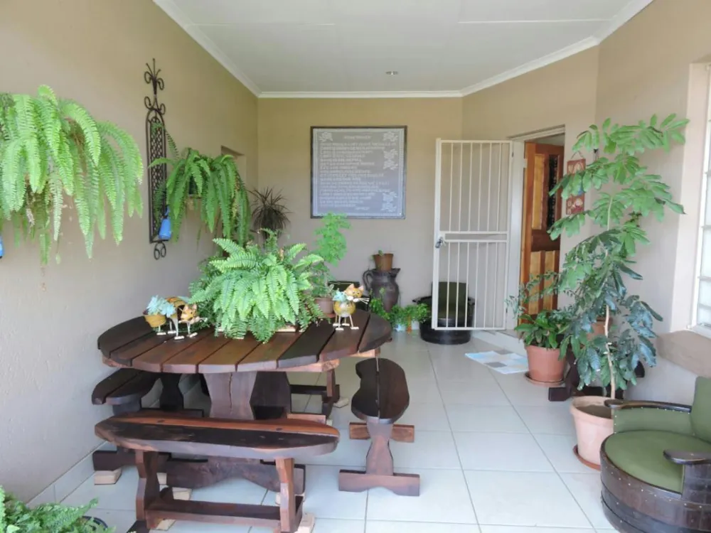 House for sale in Rustenburg - 1RU1109809