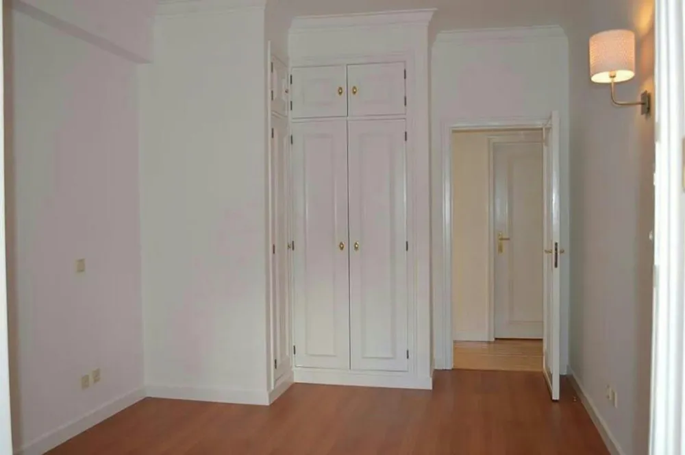 Apartment for sale in Estoril, Portugal - WFI1223355