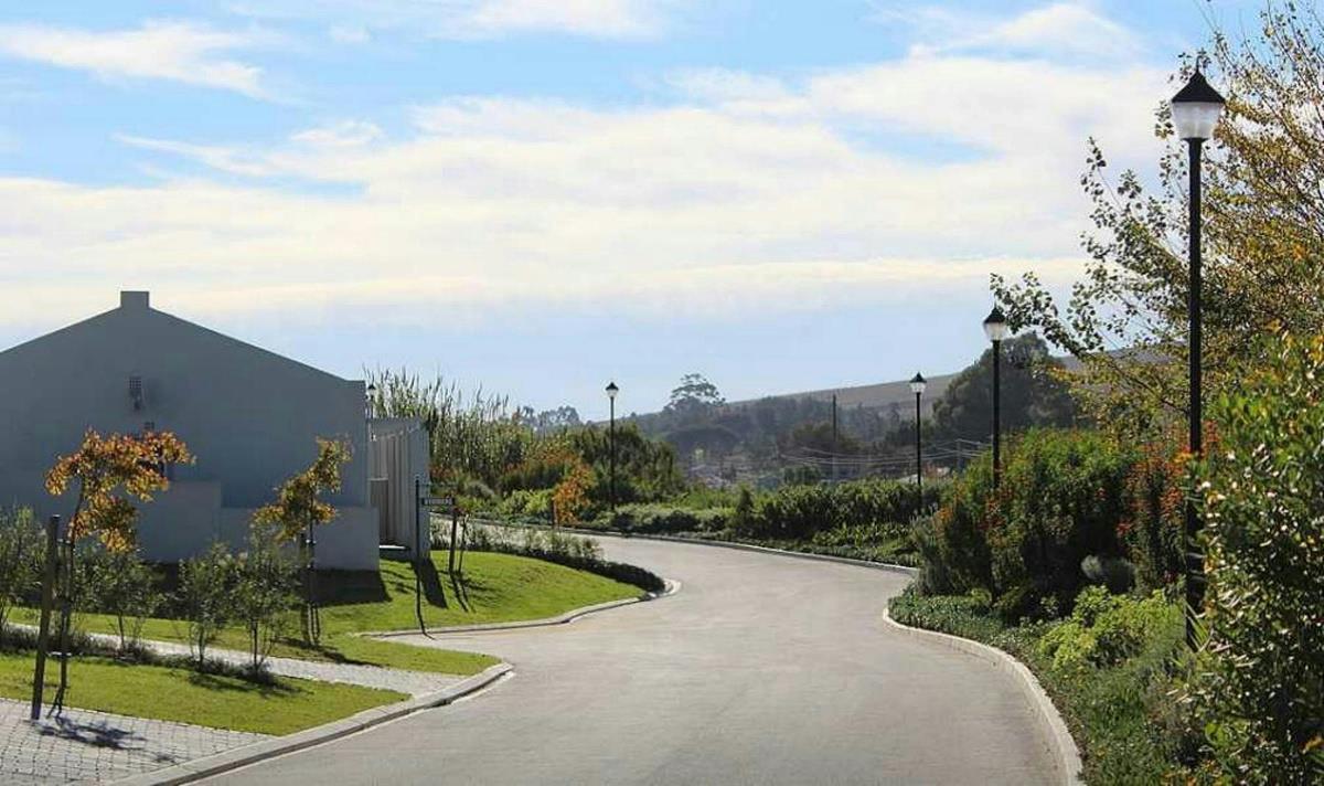 Security estate home to rent in Stellenbosch - STL1719844