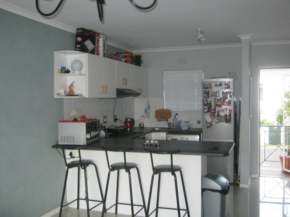 Apartment let in Kenilworth, Cape Town - RBL1685735 Apartment let in Kenilworth, Cape Town - RBL1685735