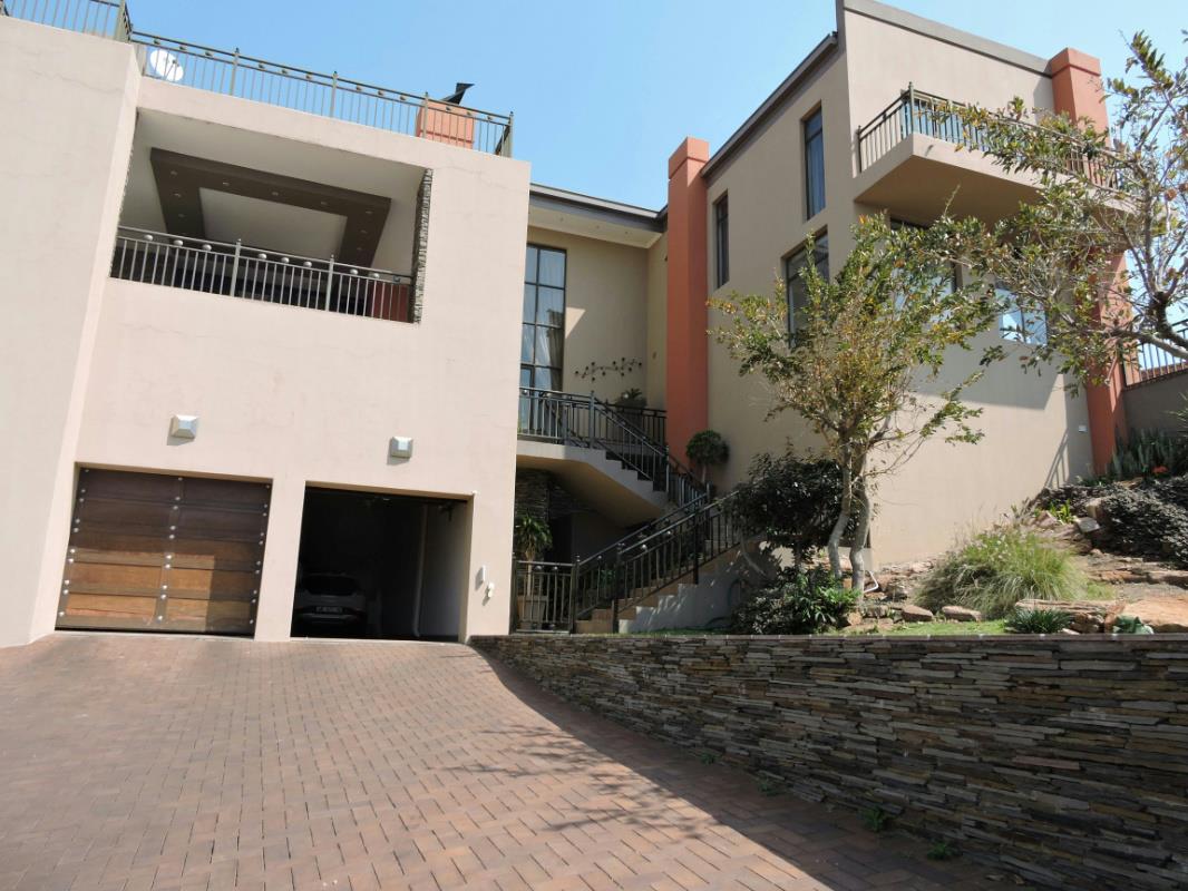 Double-storey house for sale in Safari Gardens - 1RU1236665