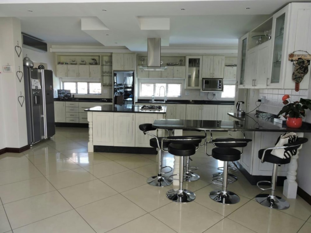 Double-storey house for sale in Safari Gardens - 1RU1236665 Double-storey house for sale in Safari Gardens - 1RU1236665