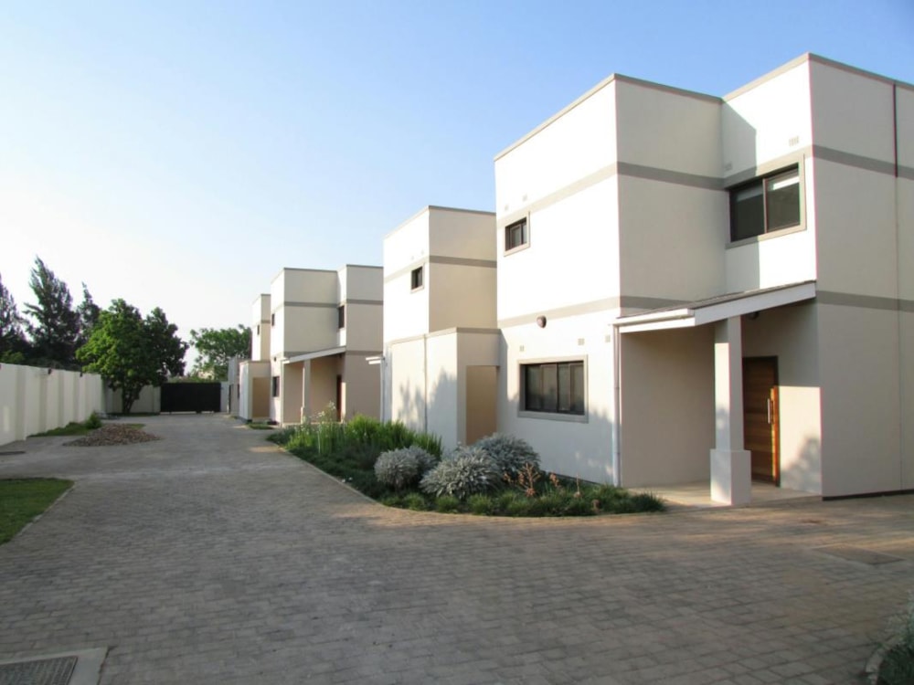Security complex home to rent in Kabulonga, Zambia - 3ZA1434053 Security complex home to rent in Kabulonga, Zambia - 3ZA1434053