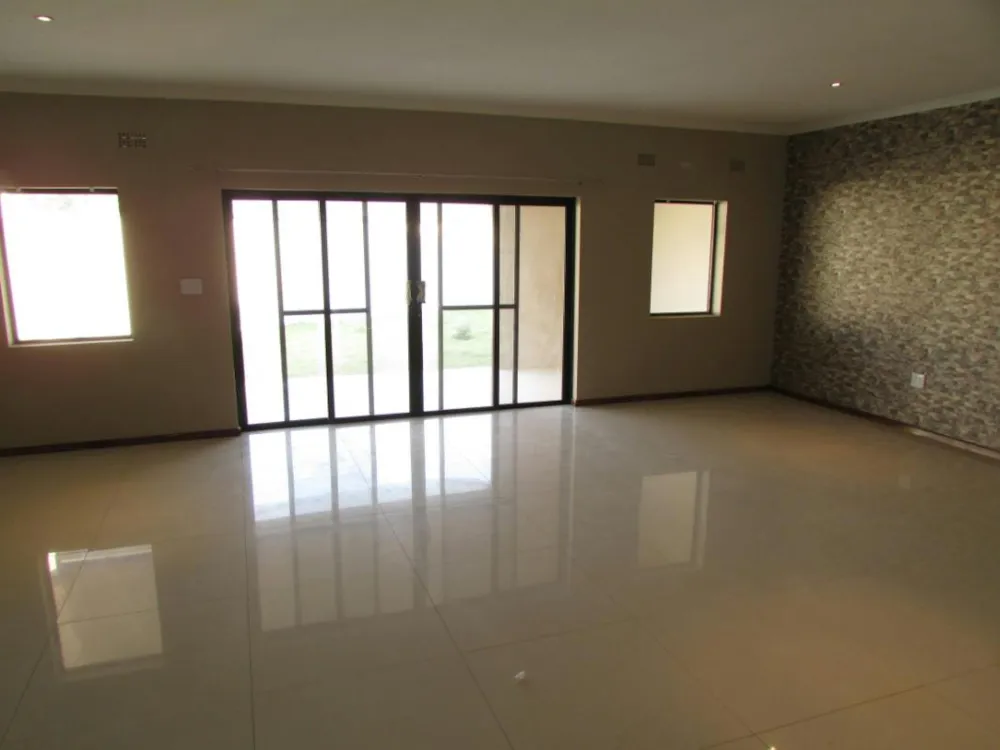 Security complex home to rent in Kabulonga, Zambia - 3ZA1434053 Security complex home to rent in Kabulonga, Zambia - 3ZA1434053