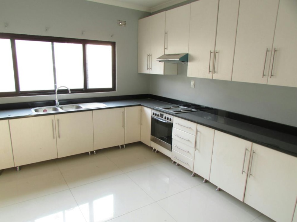 Security complex home to rent in Kabulonga, Zambia - 3ZA1434053 Security complex home to rent in Kabulonga, Zambia - 3ZA1434053