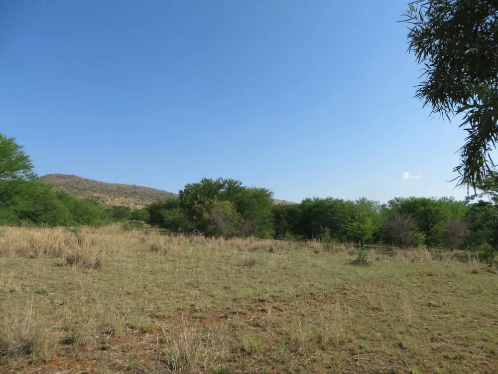 Mixed use farm for sale in Skeerpoort - 1HR1239955