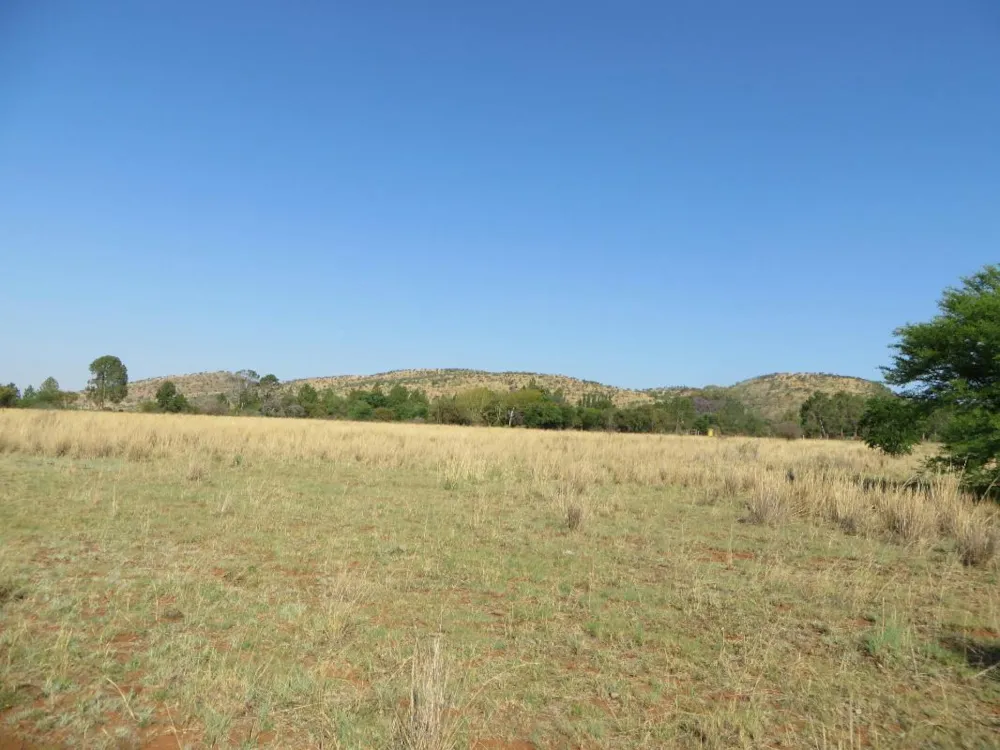 Mixed use farm for sale in Skeerpoort - 1HR1239955