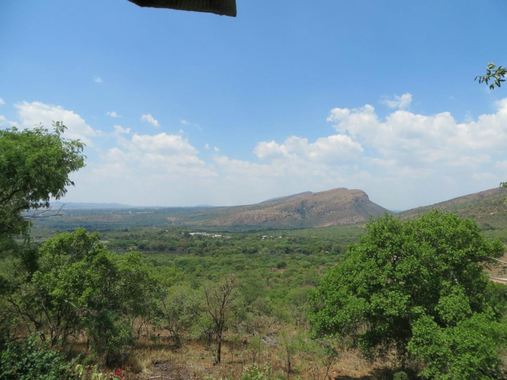 Smallholding for sale in Zandfontein, Hartbeespoort - 1HR1093428 Smallholding for sale in Zandfontein, Hartbeespoort - 1HR1093428