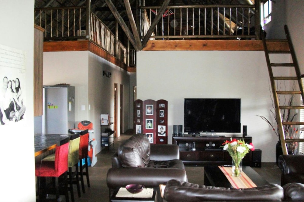 House for sale in Lydenburg Rural (Mashishing Rural)  - 1LY1170092