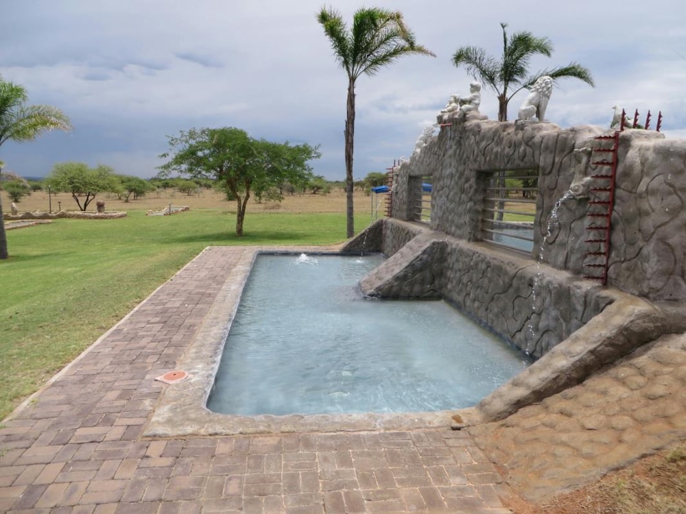 Mixed use farm for sale in Beestekraal - 1HR1248365 Mixed use farm for sale in Beestekraal - 1HR1248365