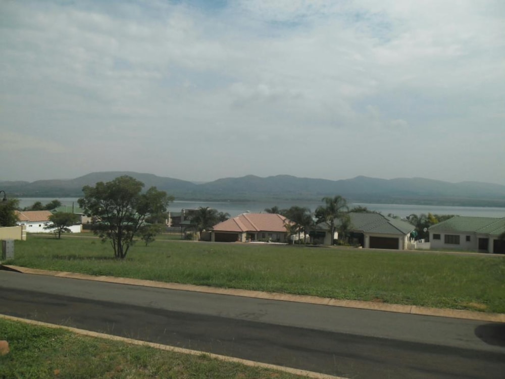 Vacant land for sale in Kosmos Ridge - 1HR1253738