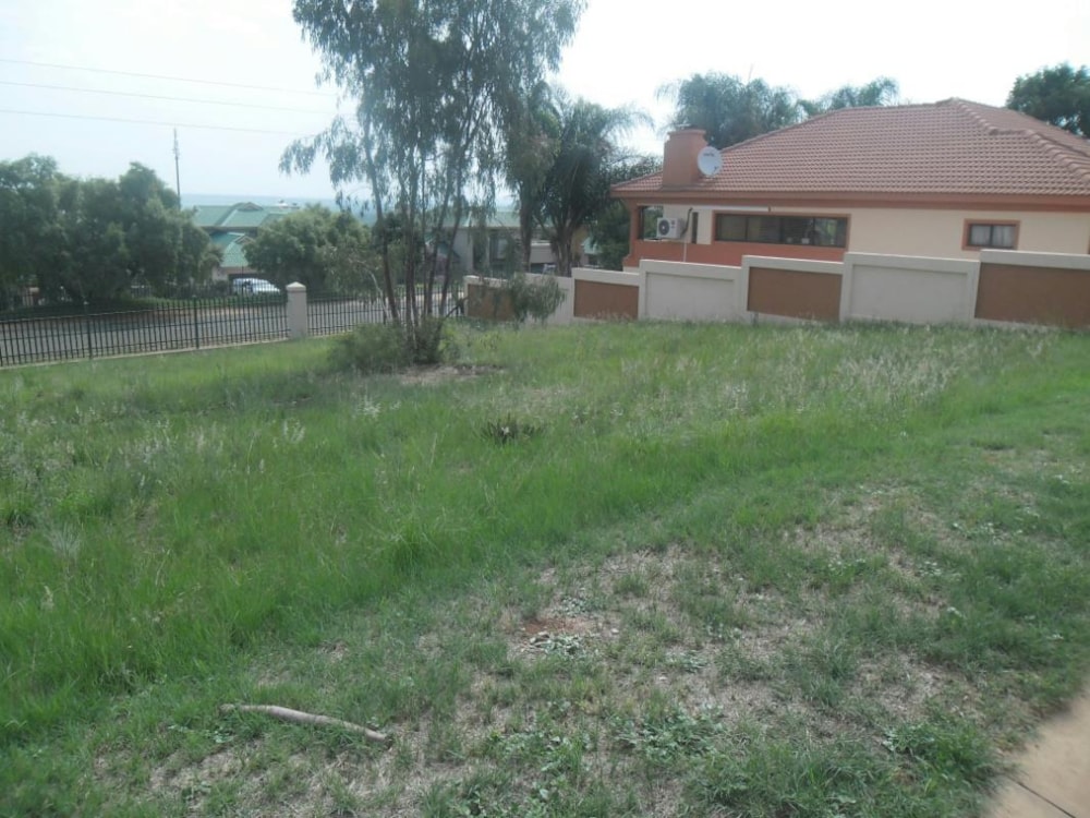 Vacant land for sale in Kosmos Ridge - 1HR1253739