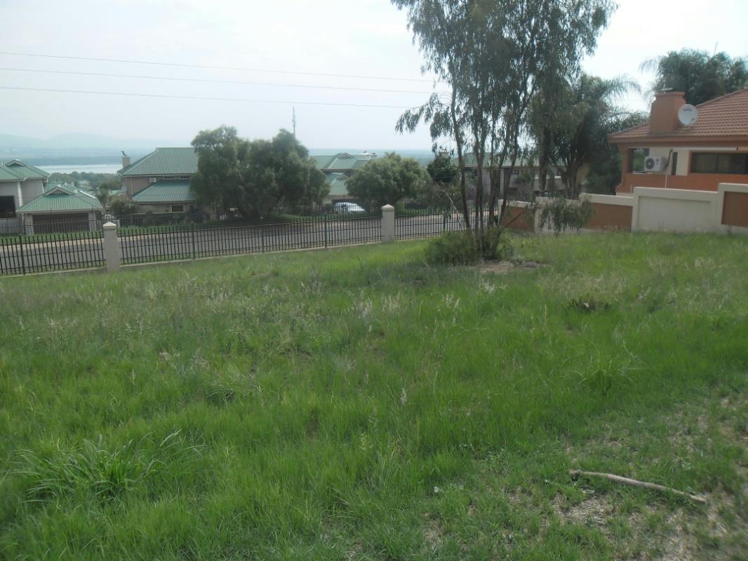 Vacant land for sale in Kosmos Ridge - 1HR1253739