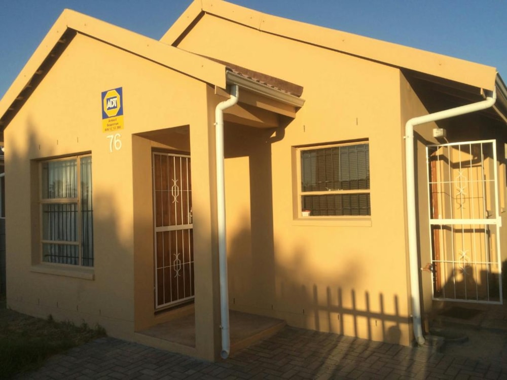 House let in Scottsdene - 1KV1705148 House let in Scottsdene - 1KV1705148