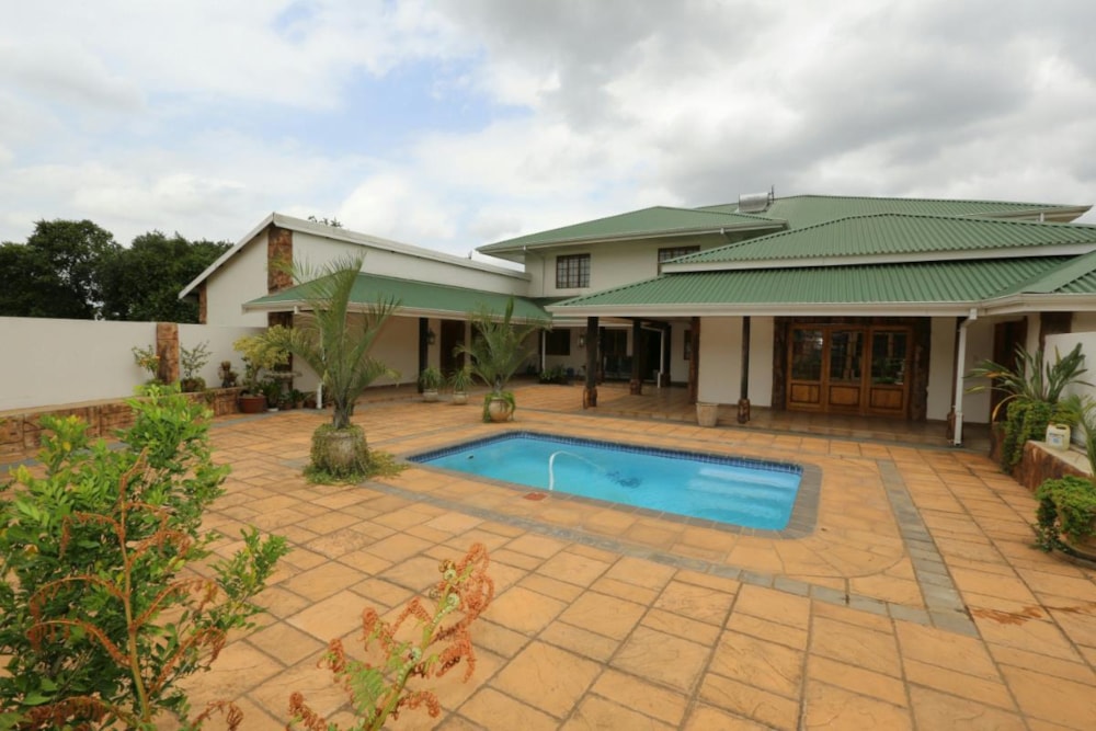 Smallholding for sale in Umfolozi Village - 1RI1257183 Smallholding for sale in Umfolozi Village - 1RI1257183