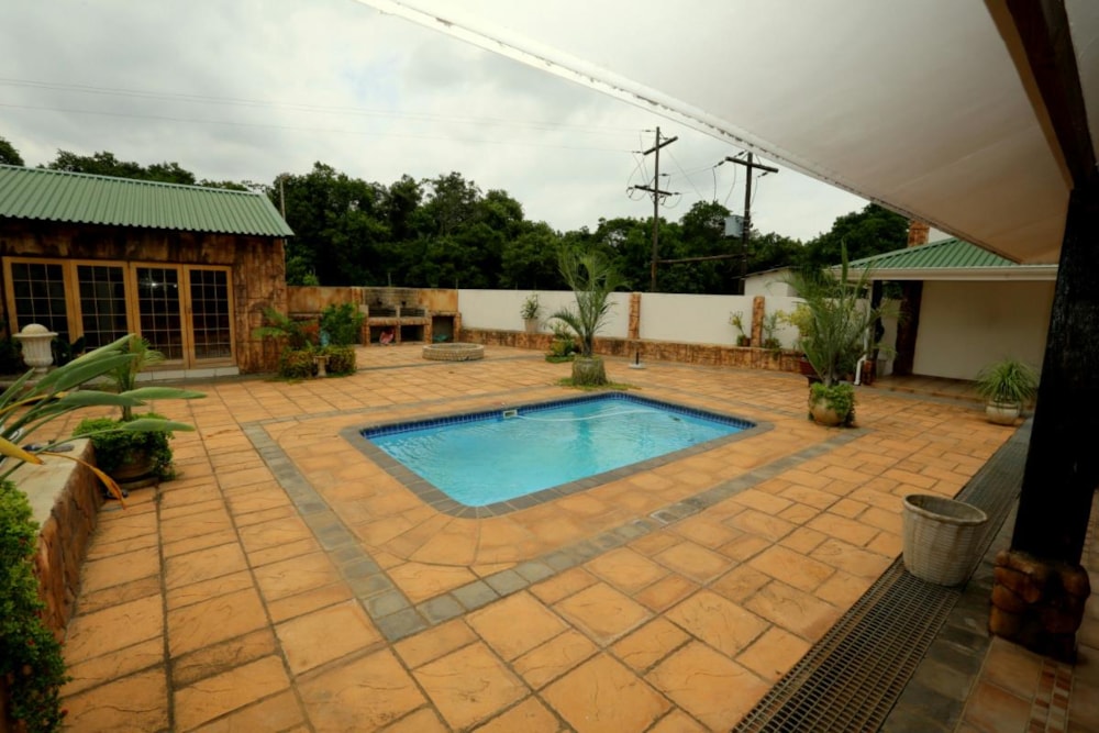 Smallholding for sale in Umfolozi Village - 1RI1257183 Smallholding for sale in Umfolozi Village - 1RI1257183