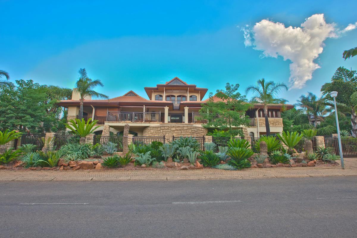 House for sale in Silver Lakes Golf Estate - PT1643166