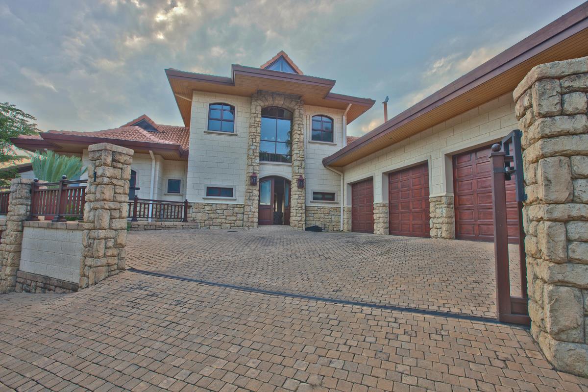 House for sale in Silver Lakes Golf Estate - PT1643166