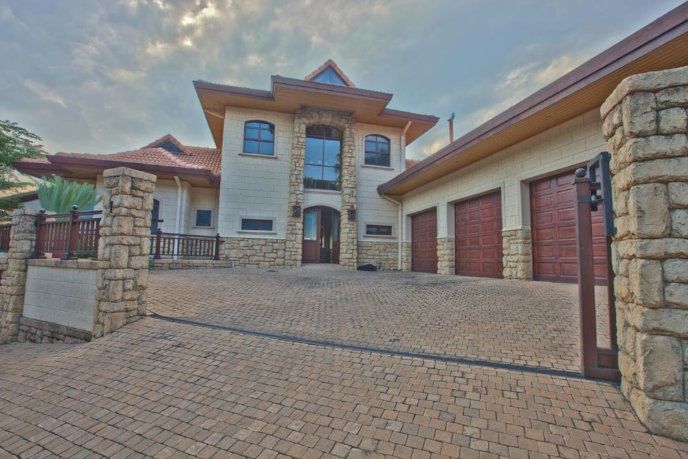 House for sale in Silver Lakes Golf Estate - PT1643166