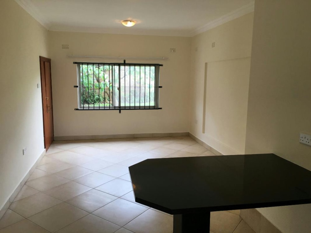 Security complex home to rent in Sunningdale, Zambia - 3ZA1576953 Security complex home to rent in Sunningdale, Zambia - 3ZA1576953