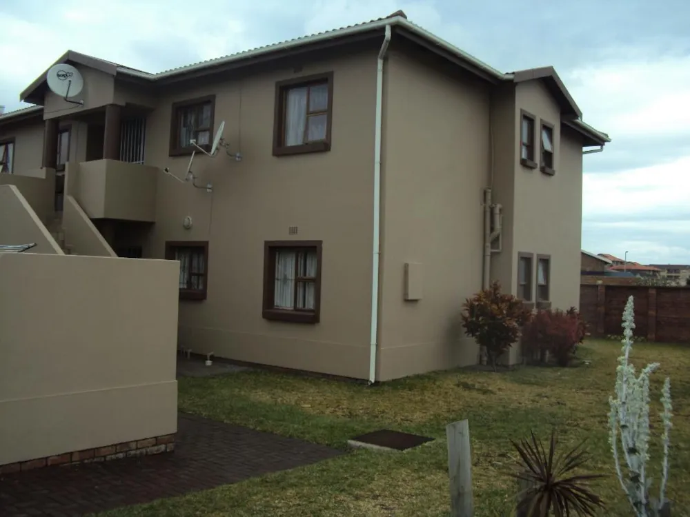Double-storey apartment for sale in Arboretum, Richards Bay - 1RY1556764 Double-storey apartment for sale in Arboretum, Richards Bay - 1RY1556764